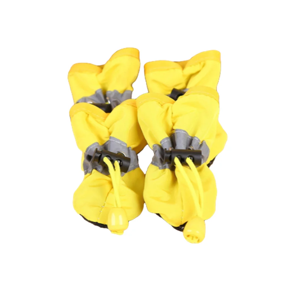 bottes-imperméables-jaunes